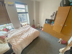 Photo 6- click for photo gallery